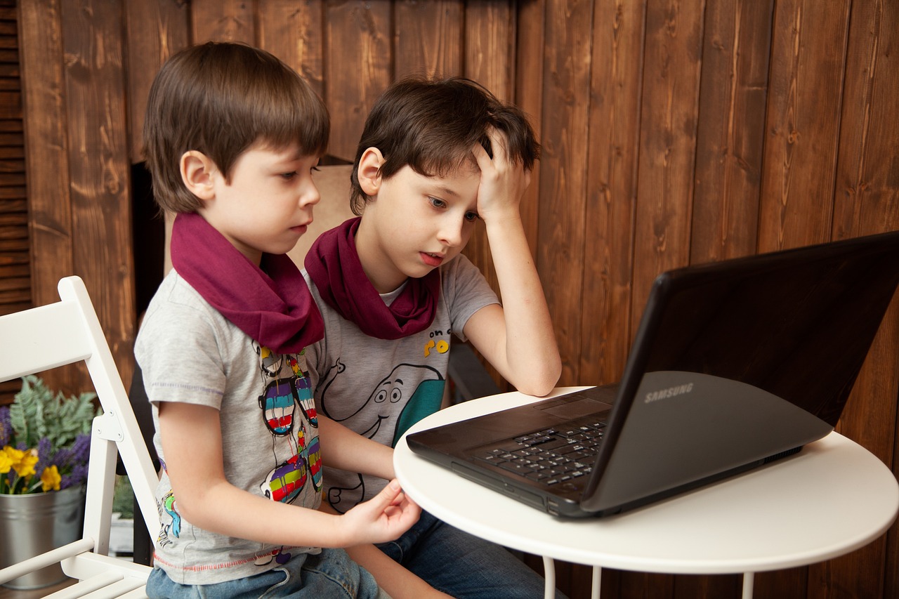 Internet Safety for Seniors: Tips and Tricks